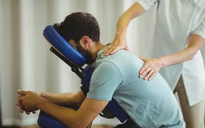 Les bienfaits du massage assis en entreprise